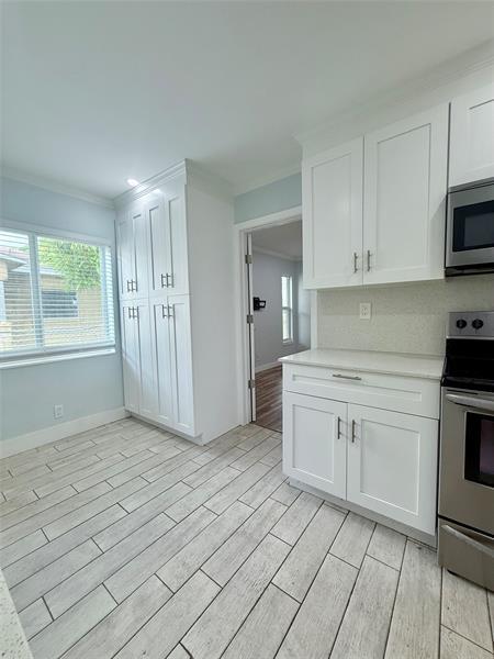 Building Photo - 3681 NW 27th Ct