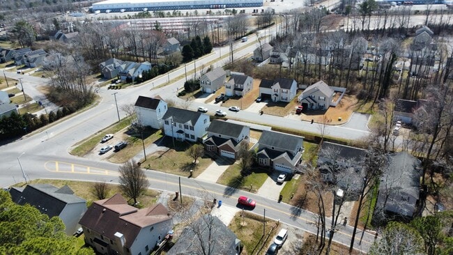 Building Photo - 5205 Pughsville Rd