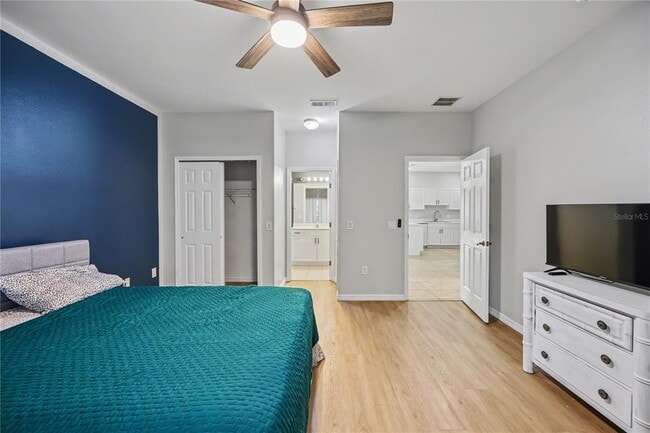 Building Photo - 3158 Sun Lake Ct