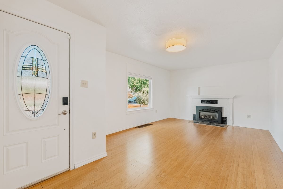 Building Photo - 1610 N 10th St