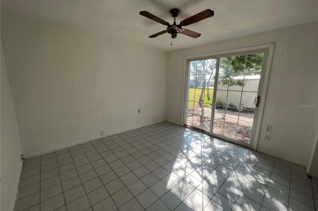 Building Photo - 3220 Pinon Dr