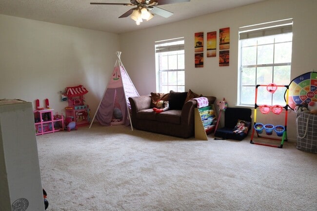 Building Photo - 3223 Autumn Bridge Ln