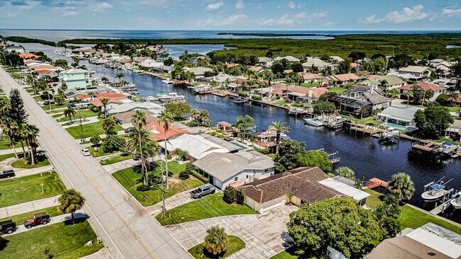 Building Photo - 4149 Floramar Ter