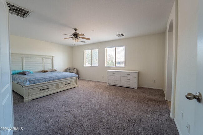 Building Photo - 42592 W Somerset Dr