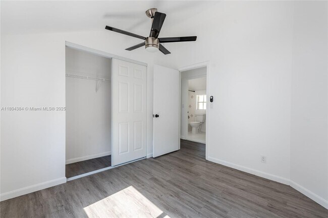 Building Photo - 5800 Rambler Rose Way