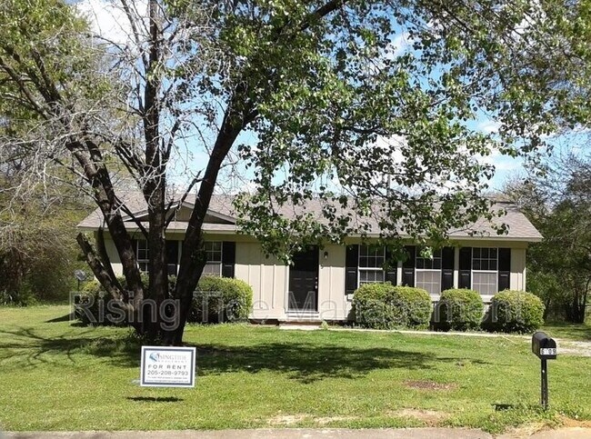 Building Photo - 6109 Shady Ln