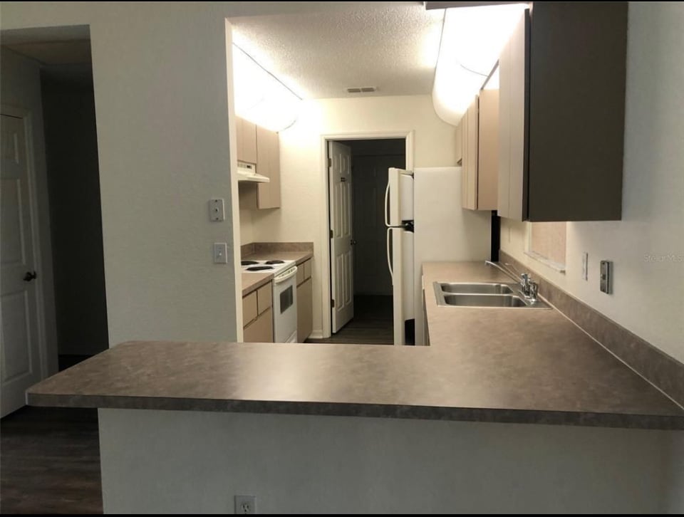 Building Photo - 4339 Millwood Rd