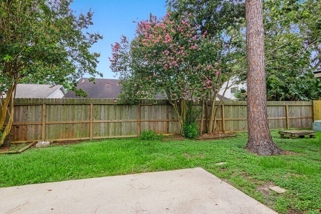 Building Photo - 11426 Sageperry Dr
