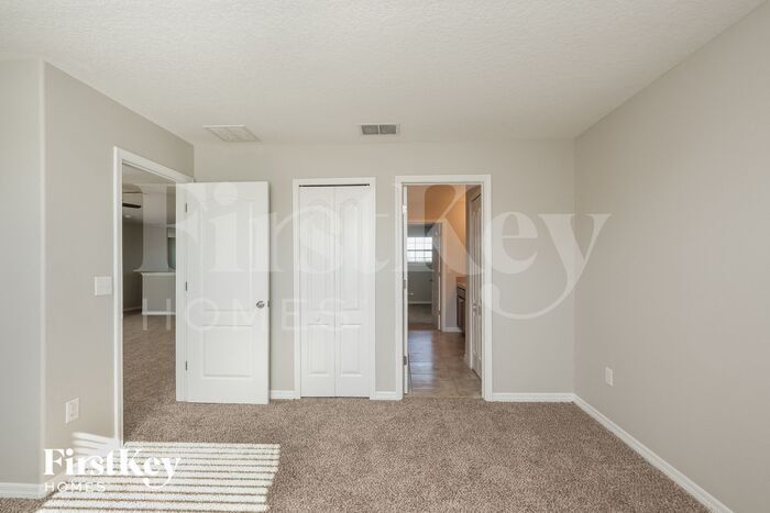 Building Photo - 10833 Kirkwall Port Dr