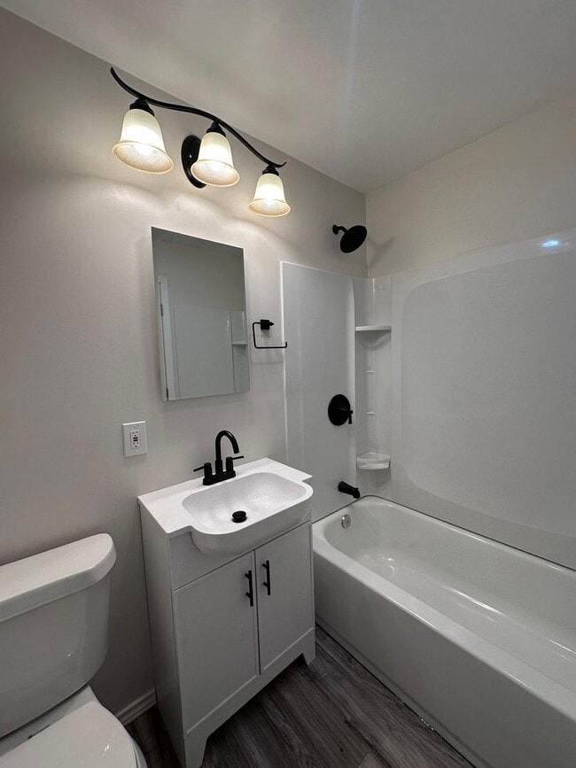 Building Photo - 3 bed 2 bath Country Amarillo Home