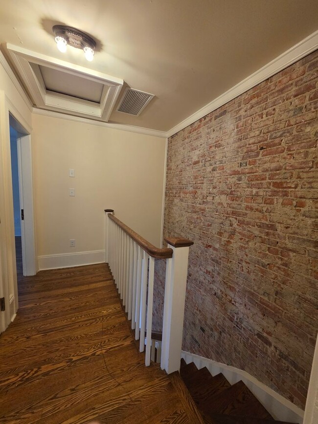 Building Photo - Delaware City Alert!! 2 bed 2 full baths Townhome available