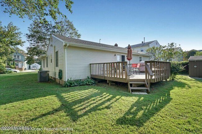 Building Photo - 81 Berry Pl