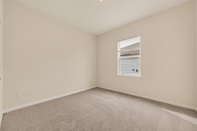 Building Photo - 31334 Gayle Prairie Oaks St