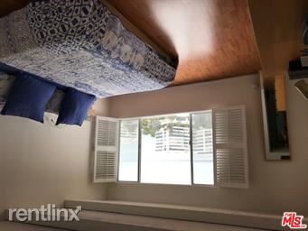 Building Photo - 17337 Tramonto Dr