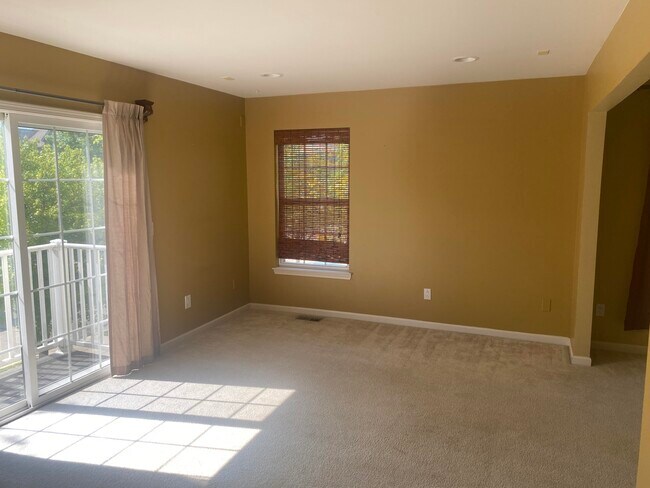 Building Photo - 6321 Brant Ln