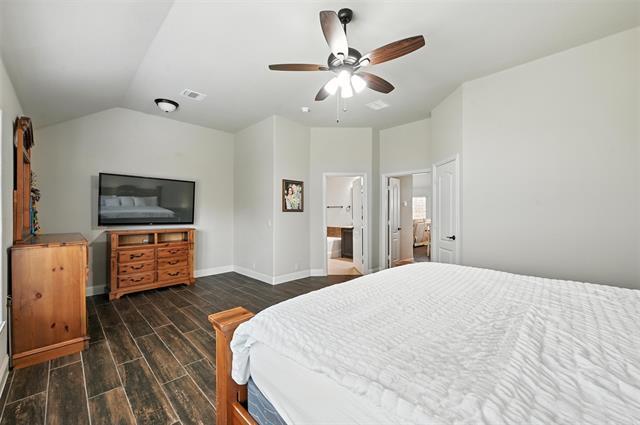 Building Photo - 3829 Honey Grove Dr