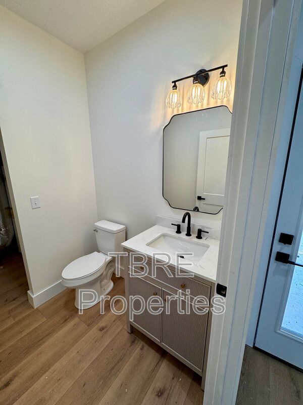 Building Photo - 9607 County Rd 107