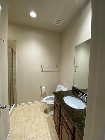 Building Photo - 15831 Breedlove Pl