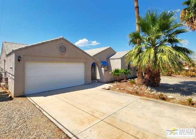 Building Photo - 66365 Cactus Dr