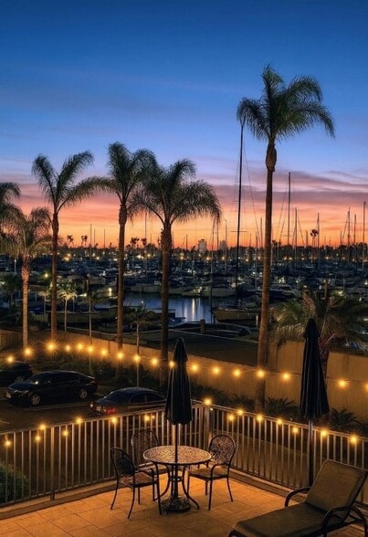 Building Photo - 1021 Scott St