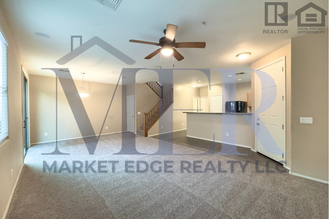 Building Photo - 3Bed/2.5Bath Townhouse at 83rd Ave/I-10! Ready for Immediate Move-In! -- FENCED-IN YARD! 2 CAR GA...