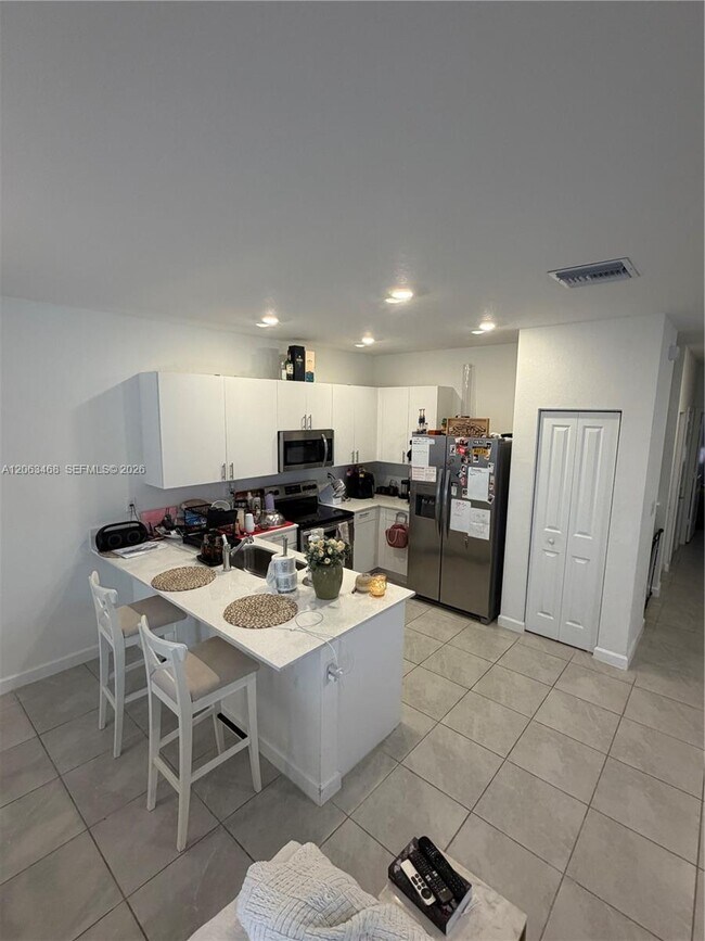 Building Photo - 12944 SW 286th Terrace
