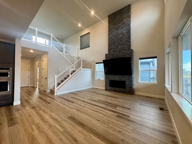 Building Photo - Stunning 5-Bedroom Home with Theater Room & Upgrades – Commerce City