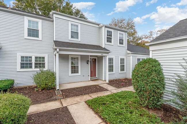 Primary Photo - Beautiful 3 Bed 2.5 Bath Palmyra School Di...