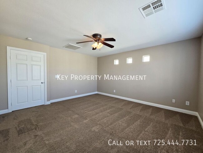 Building Photo - 4 BEDROOM 3 BATH TWO STORY HOME IN GATED C...