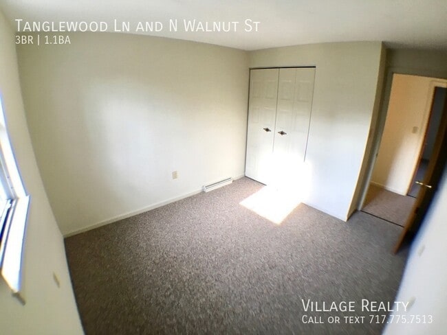 Building Photo - 410 Tanglewood Ln