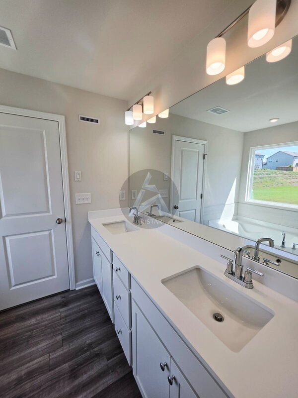 Building Photo - 107 Ledgemont Wy