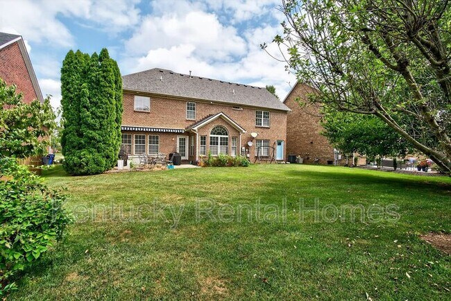 Building Photo - 2137 Roswell Dr