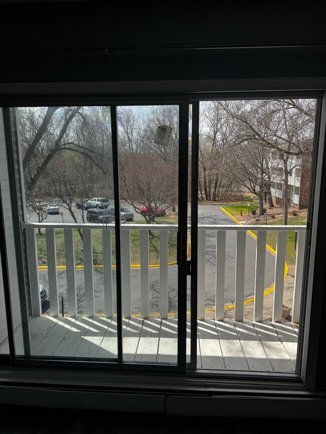 Primary Photo - 1601 N Innsbruck Dr