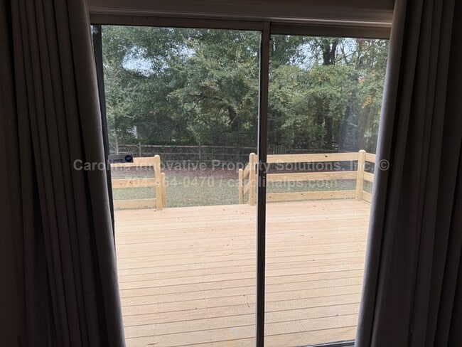 Building Photo - 10722 Roxbury Ct