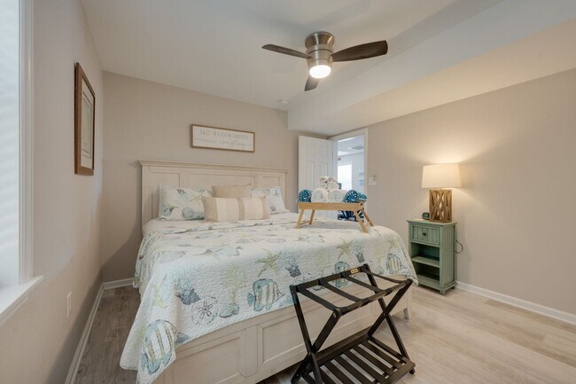 Building Photo - 600 W. Third Street