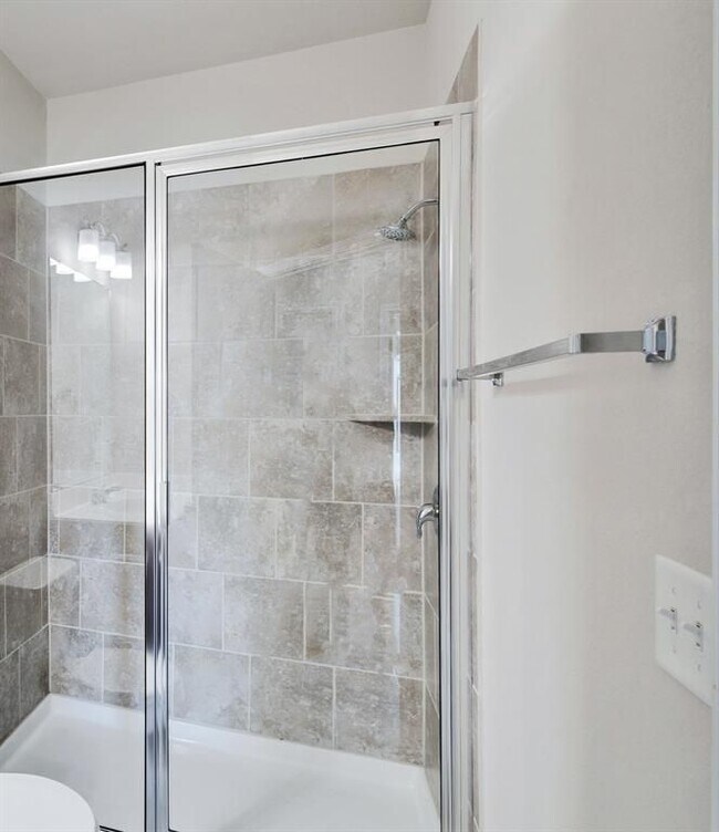 Building Photo - 145 Pine Island Ln