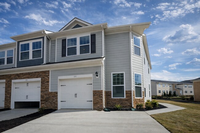 Building Photo - New Construction Home-Hendersonville