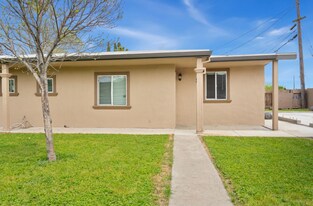 Building Photo - 3600 27th Ave