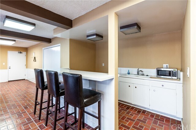 Entertaining room - 811 6th St