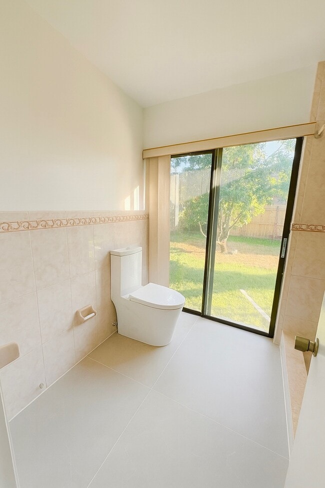 Building Photo - 9972 SW 4th St