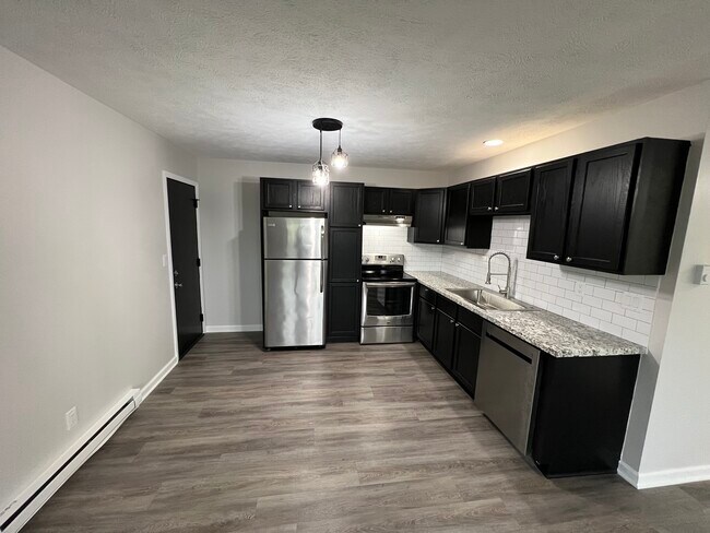 Building Photo - 5684 Windy Knoll Dr