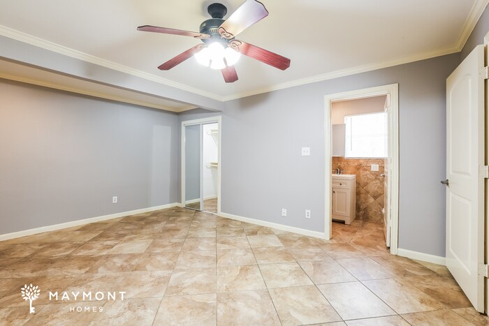 Building Photo - 23542 Laura Ln