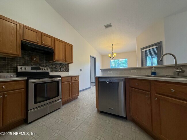 Building Photo - 4725 Innisbrook Ct N
