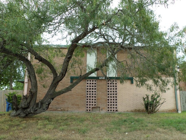 Building Photo - 4549 Gollihar Rd