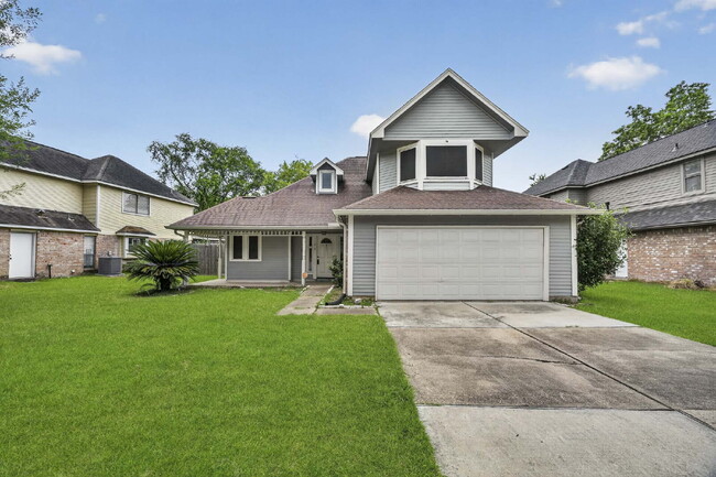 Building Photo - "Charming 3-Bed Oasis with Modern Touches & Granite Elegance in Houston!"