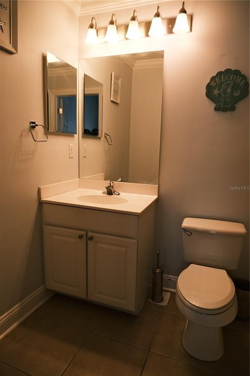 Building Photo - 5238 W Kennedy Blvd