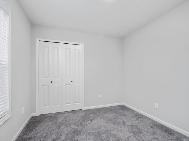 Building Photo - 14732 Verona Lks Psge