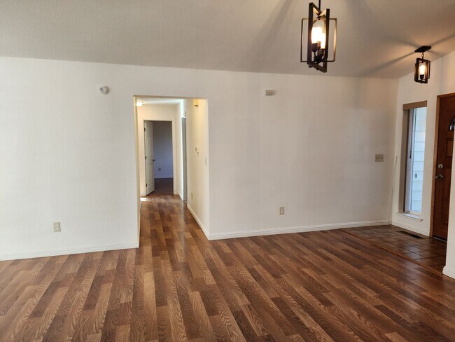 Building Photo - 3 bedroom Home  For Rent in Minden
