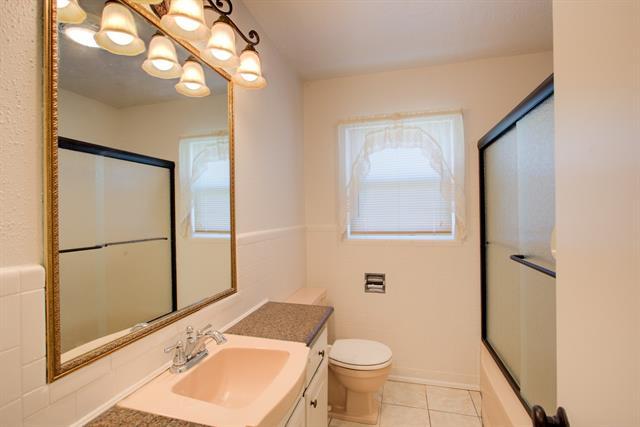 Building Photo - 729 Dumont Dr