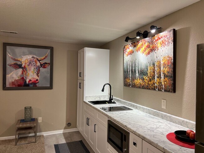 Building Photo - 4 BED | 3 BATH | 3 CAR GARAGE | TERRACITA ...